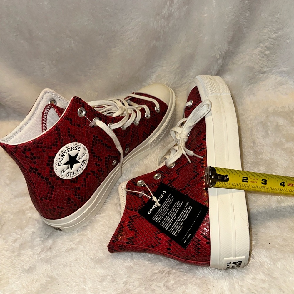 Converse Unisex Red Leather All Star High-Tops Sz (10.5 Women’s or Men’s 8.5) - Picture 6 of 14